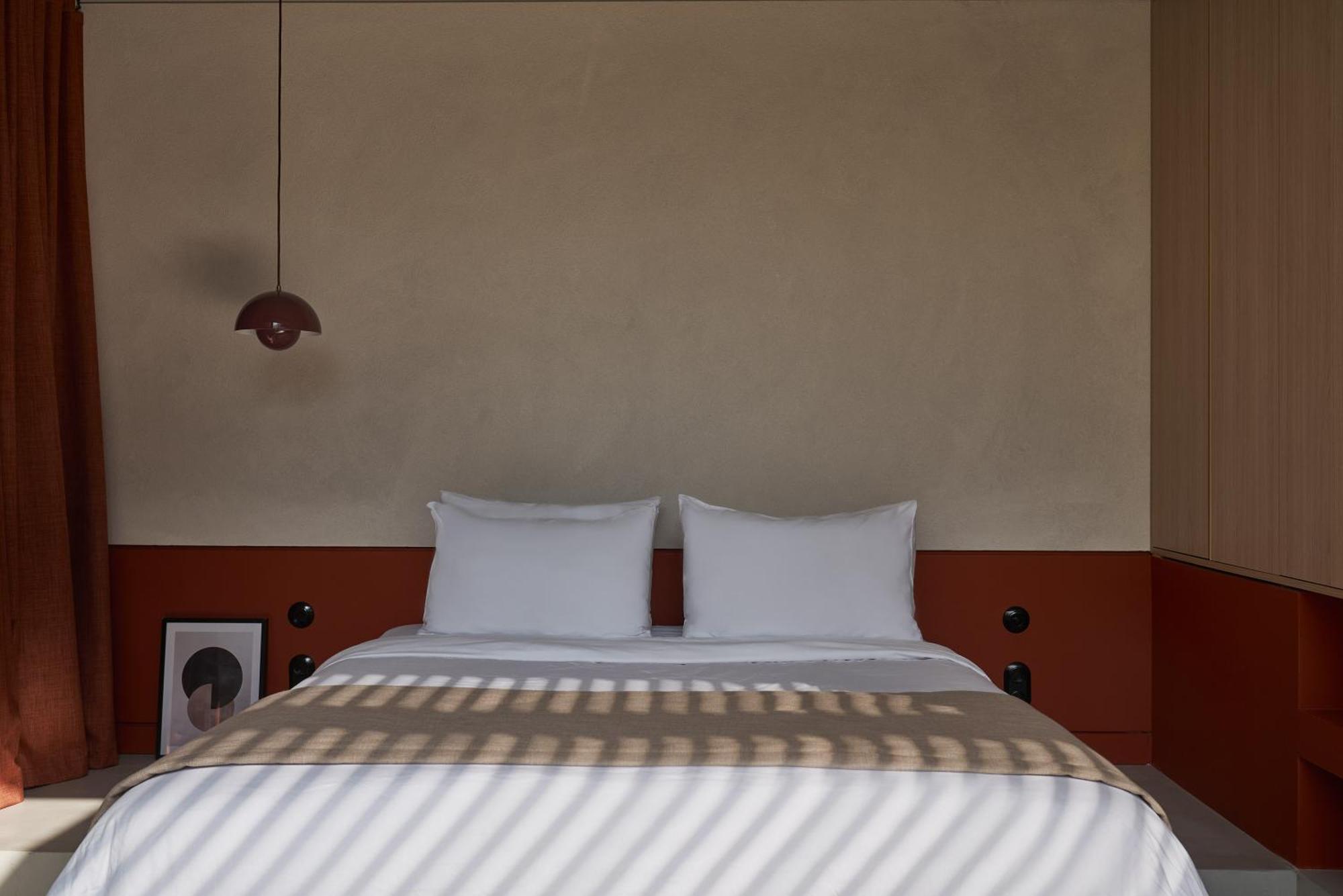 Hotel The Newel Psychiko Athen Exterior foto A bedroom at the hotel