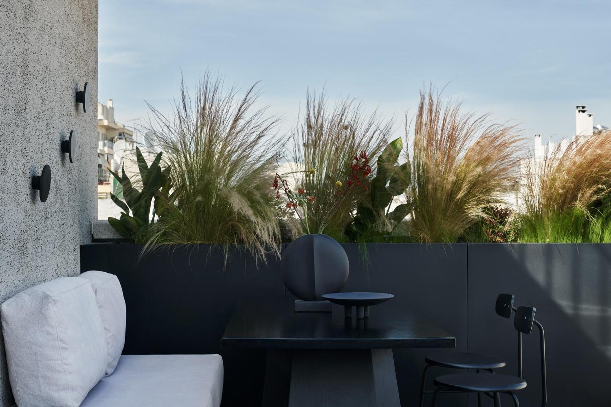 Hotel The Newel Psychiko Athen Exterior foto The rooftop garden